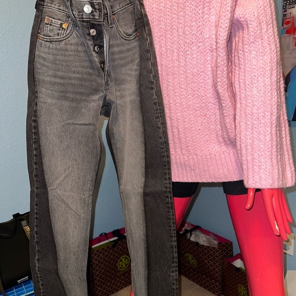 Levi's Black Straight Leg Jeans with Vintage Look - Picture 6 of 7